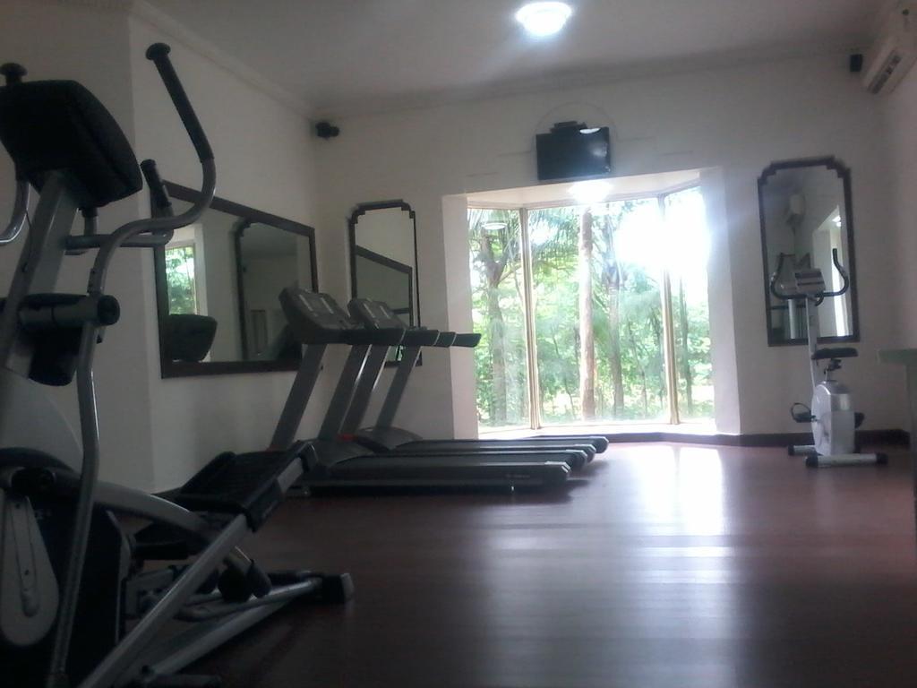 Pleasant Days Resort Chembarambakkam Lake Exterior photo