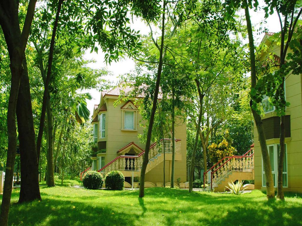 Pleasant Days Resort Chembarambakkam Lake Exterior photo