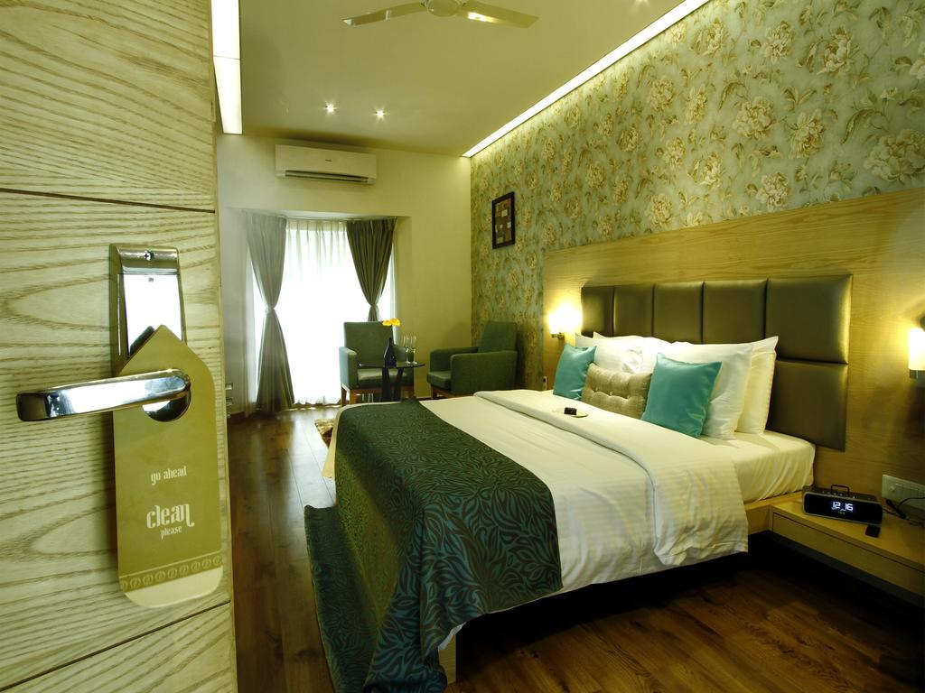 Pleasant Days Resort Chembarambakkam Lake Exterior photo